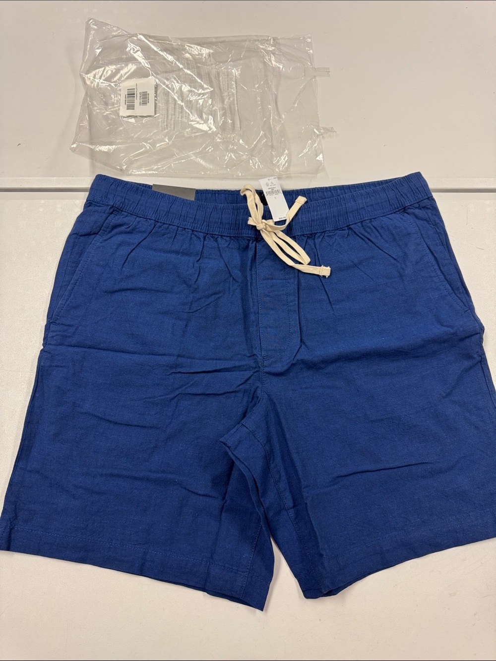 Banana Republic Men's Indigo Blue Drawstring Deck Shorts